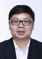 鲜跃仲 照片