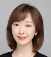 许德娅 照片