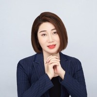 王靖 照片