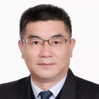 吴凯 照片