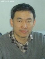 傅宇东 照片