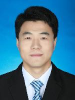明付仁 照片