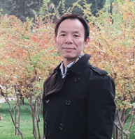 熊跃根 照片