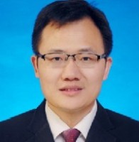 程健 照片
