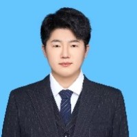 董祎嗣 照片