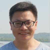 高国明 照片