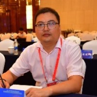 胡晓伟 照片