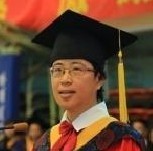刘丽 照片