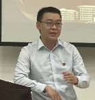 刘一志 照片
