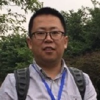 刘显敏 照片