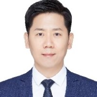 吕跃勇 照片