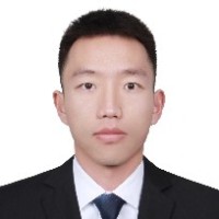 李金泽 照片