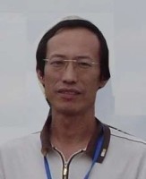马放 照片