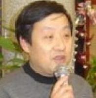 祁佩时 照片
