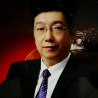 王德伟 照片