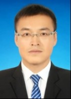 王宇 照片
