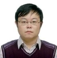 王群 照片