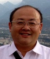 严利明 照片