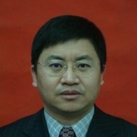 易继明 照片