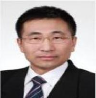 杨威 照片