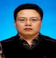 于金泳 照片