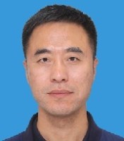杨治华 照片