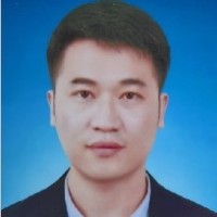 杨飞 照片