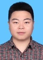 闫鹏魏 照片