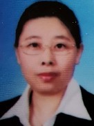 周岩 照片