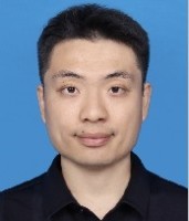 张广春 照片