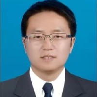 张雷鹏 照片