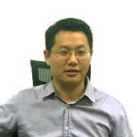 曹峰 照片