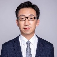 顾术实 照片