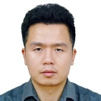 李诗逸 照片