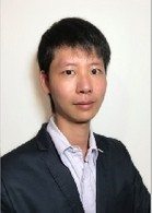 梁仲明 照片