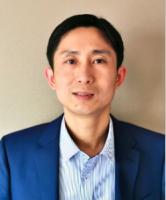 颜学庆 照片