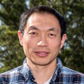 杨万里 照片
