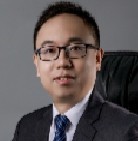 张冠 照片