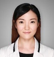 张莹 照片