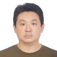 赵毅 照片