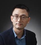 胡胜鹏 照片