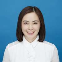 周婷 照片