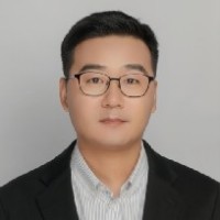 刘永 照片
