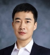 娄毅 照片