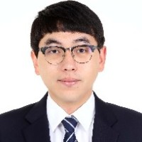 王辰 照片