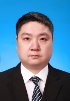 王波 照片