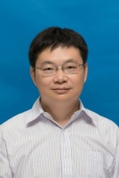 崔康平 照片