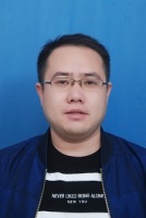 郭志 照片