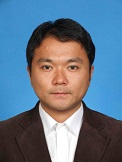 高鹏 照片