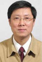 何沛祥 照片
